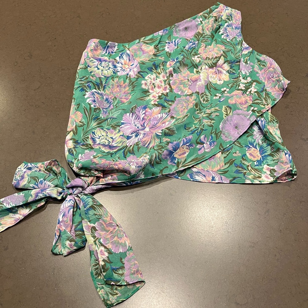 Floral Green One Shoulder Top Sz: M